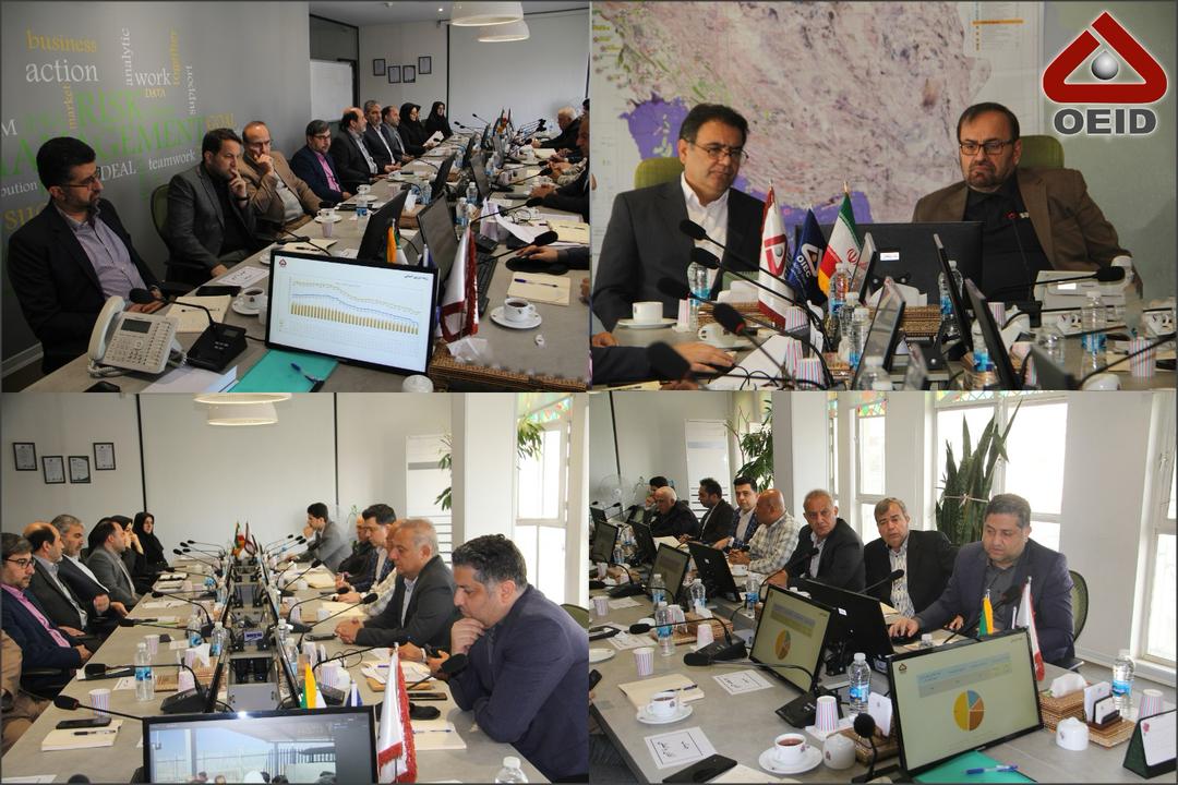 *.برگزاری جلسه هفتگی مدیران شرکت توسعه صنایع نفت و انرژی با حضور دکتر بهزاد شمسی.*